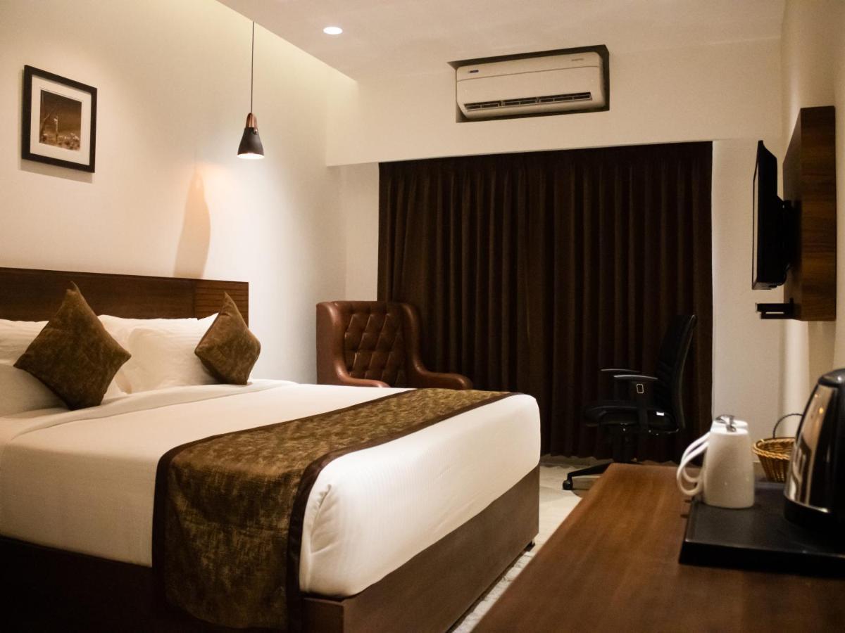 The Runway Hotel Kochi Luaran gambar