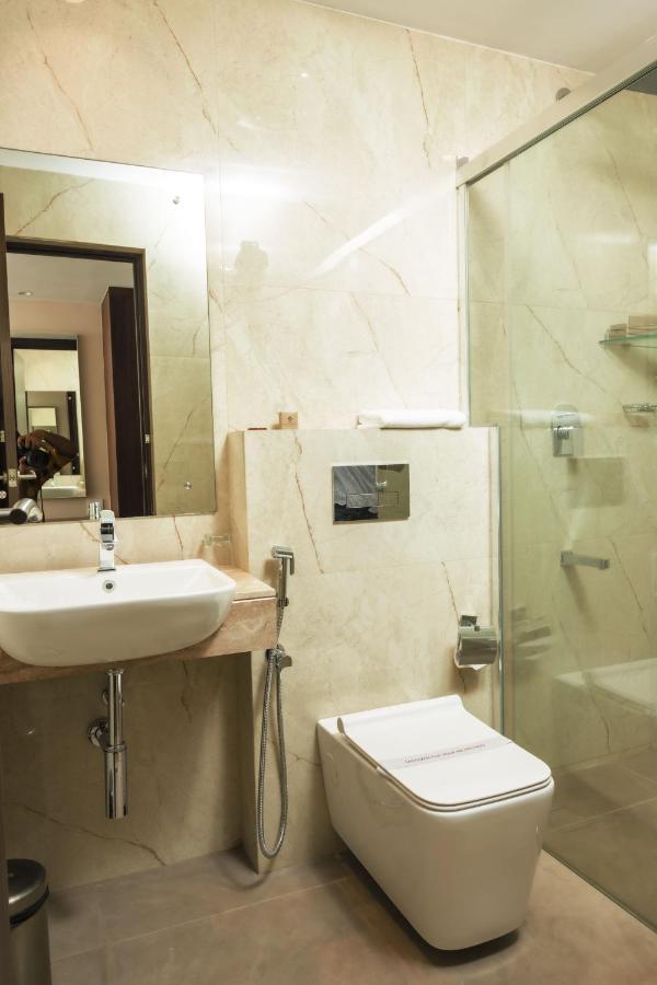 The Runway Hotel Kochi Luaran gambar